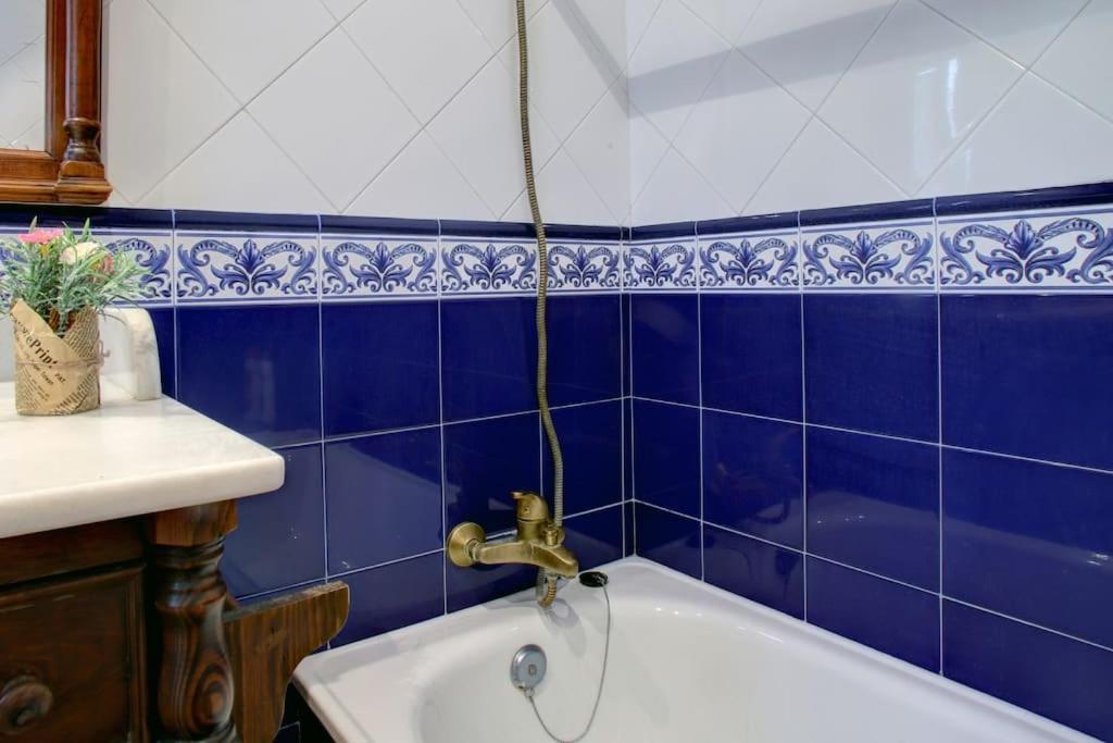 Duplex Centro Con Garaje Gratuito Ronda