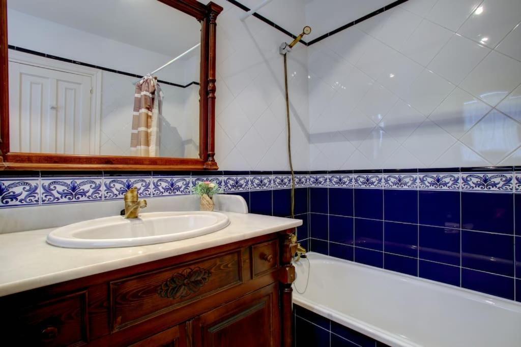 Duplex Centro Con Garaje Gratuito